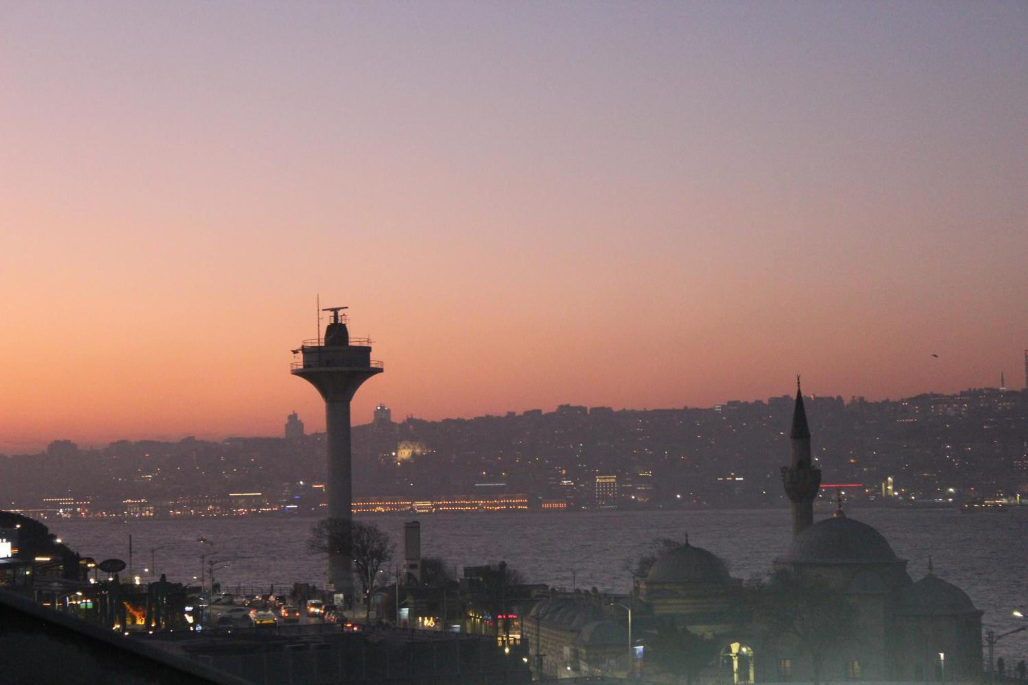 Suit Ueskuedar Istanbul Luaran gambar